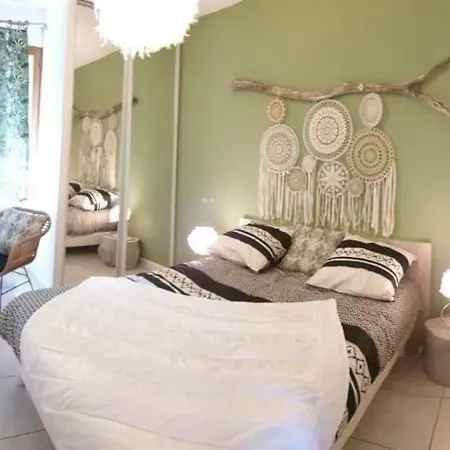 De La Lauze Villa *